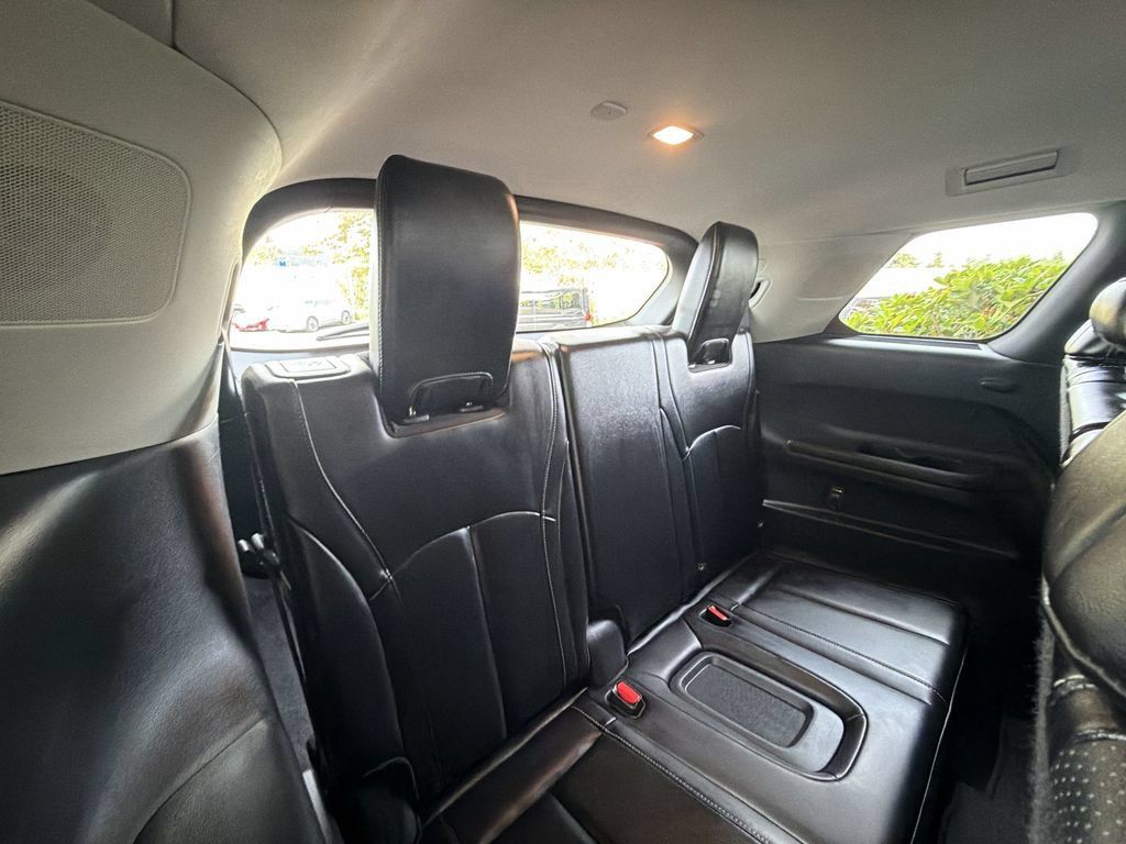 Used 2025 INFINITI QX60 Luxe AWD/4WD image 36