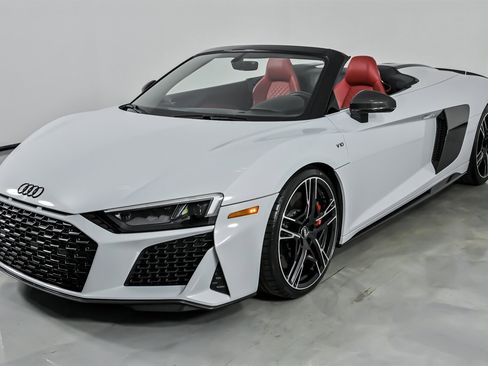 Used 2020 Audi R8 V10 performance image 6