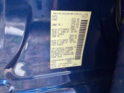 Used 2017 Nissan Titan SL w/ SL Towing Convenience Package image 25