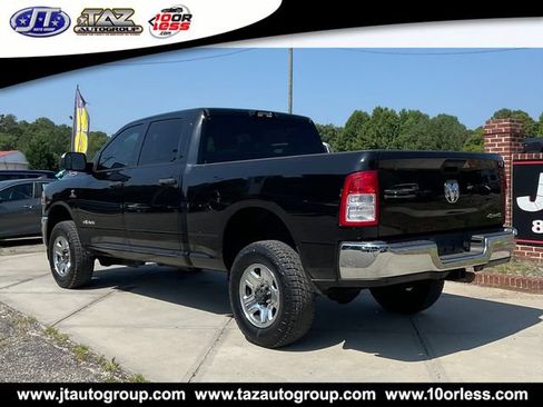 Used 2022 RAM 2500 Tradesman w/ Chrome Appearance Group AWD/4WD image 5