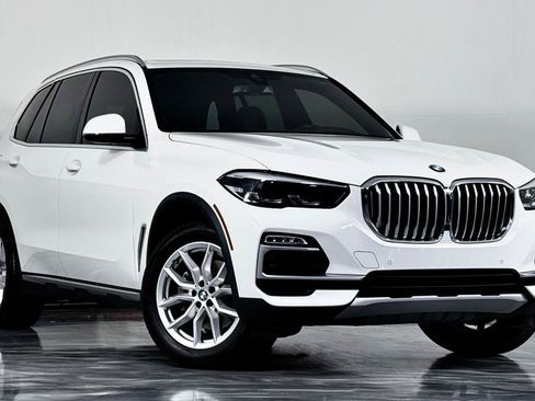 Used 2019 BMW X5 xDrive40i w/ Convenience Package AWD/4WD image 2