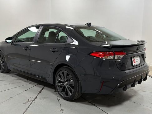 Certified 2025 Toyota Corolla SE image 7