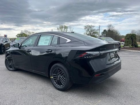 New 2026 Nissan Sentra SV w/ SV Convenience Package FWD image 5