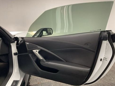 Certified 2015 Chevrolet Corvette Stingray Z51 w/ 2LT Preferred Equipment Group image 21