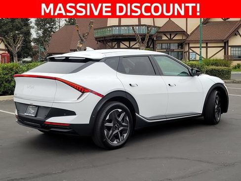 New 2025 Kia EV6 Light w/ Light LR Technology Package AWD/4WD image 4