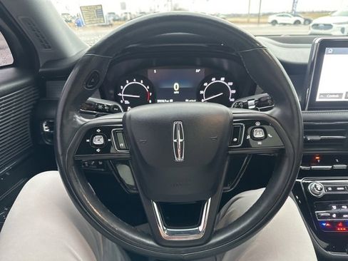 Used 2021 Lincoln Corsair AWD w/ Premium Package image 34