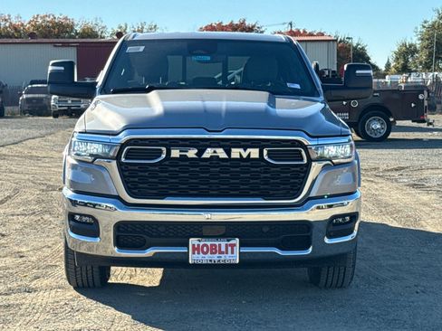 New 2026 RAM 1500 4x4 Crew Cab image 8