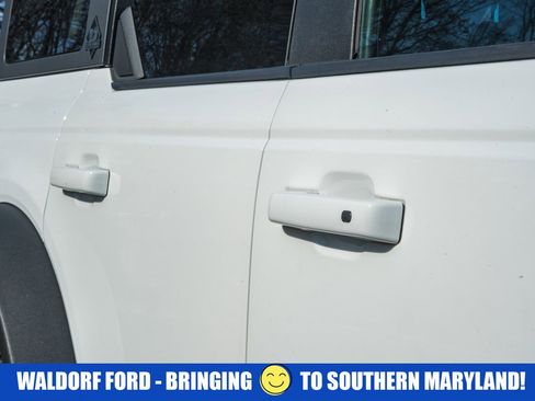 Used 2021 Ford Bronco Outer Banks w/ Sasquatch Package image 16