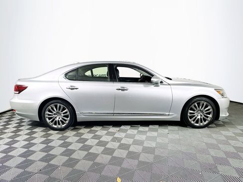 Used 2014 Lexus LS 460 AWD w/ Comfort Package image 8