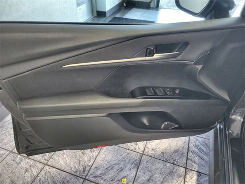 Used 2025 Toyota Camry LE image 13