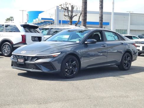 New 2026 Hyundai Elantra Sport FWD image 2