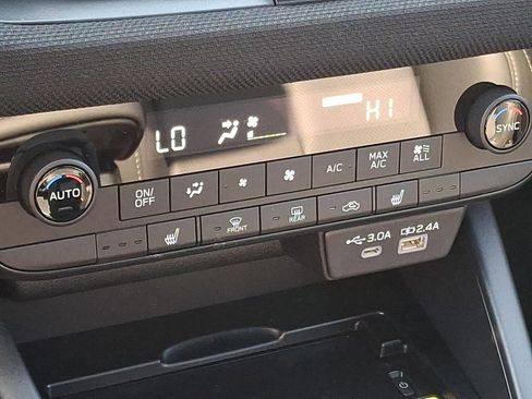 New 2026 Subaru Outback Limited AWD/4WD image 14