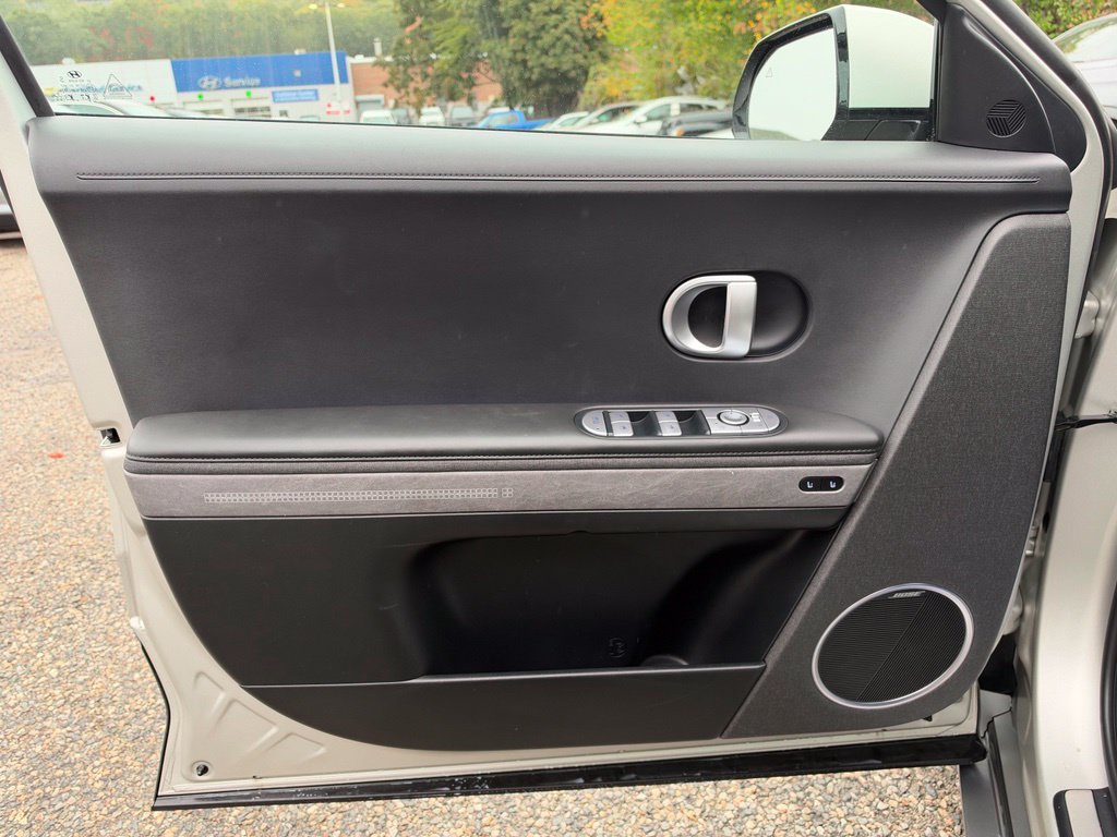 Certified 2024 Hyundai Ioniq 5 Limited AWD/4WD image 11