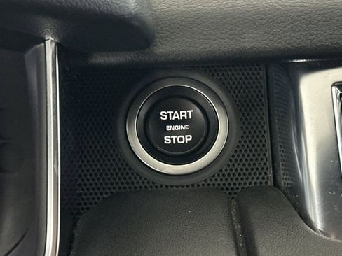 Used 2022 Land Rover Range Rover Sport HST image 35