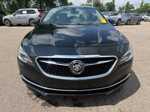 Used 2019 Buick LaCrosse Preferred FWD image 2