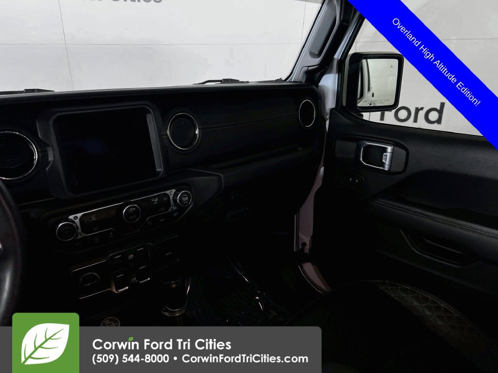 Used 2023 Jeep Gladiator Overland AWD/4WD image 24