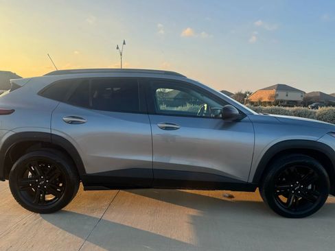 Used 2025 Chevrolet Trax ACTIV w/ Driver Confidence Package image 8