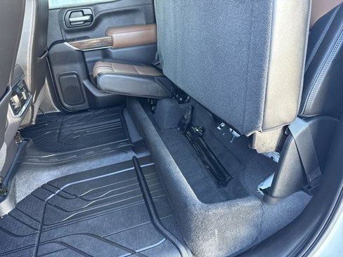 Used 2019 Chevrolet Silverado 1500 High Country w/ Technology Package image 45