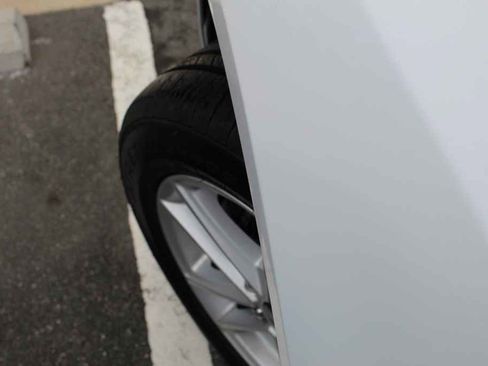 Used 2018 Ford Focus SE image 30