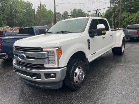 Used 2018 Ford F350 King Ranch w/ King Ranch Ultimate Package AWD/4WD image 6