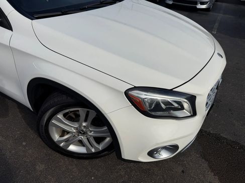 Used 2019 Mercedes-Benz GLA 250 4MATIC image 46