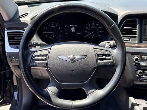 Used 2018 Genesis G80 3.8 AWD/4WD image 18