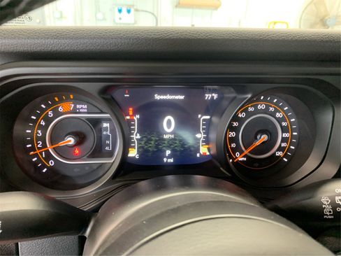 Used 2025 Jeep Wrangler Sport S image 15