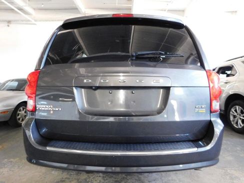 Used 2018 Dodge Grand Caravan GT image 7