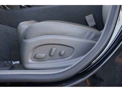 Used 2019 Chevrolet Impala LS image 15