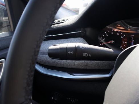 Used 2025 Jeep Compass Latitude w/ Sun & Sound Group AWD/4WD image 30