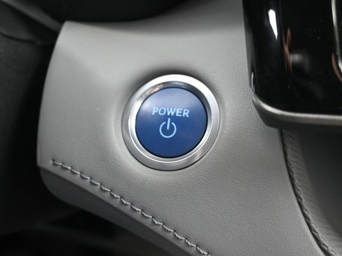 Used 2021 Toyota Highlander Limited image 25