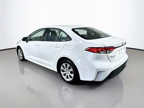 Used 2024 Toyota Corolla LE FWD image 4
