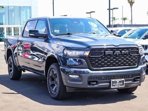 New 2026 RAM 1500 Big Horn AWD/4WD image 3