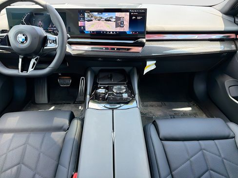 New 2027 BMW 540i xDrive w/ Executive Package AWD/4WD image 18
