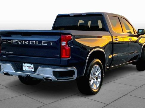 Used 2021 Chevrolet Silverado 1500 LTZ image 24
