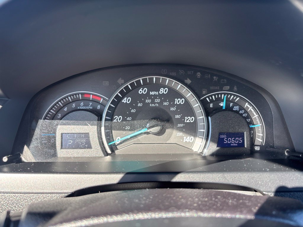 Used 2015 Toyota Camry LE FWD image 9