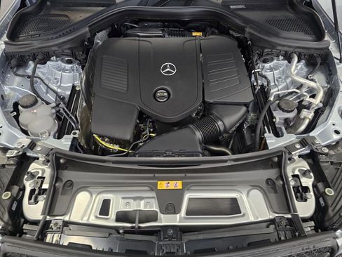 New 2026 Mercedes-Benz GLC 300 GLC 300 image 10