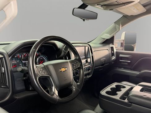 Used 2018 Chevrolet Silverado 1500 LT w/ All Star Edition AWD/4WD image 15