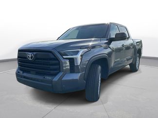Used 2023 Toyota Tundra SR5 w/ SR5 Premium Package AWD/4WD video 2