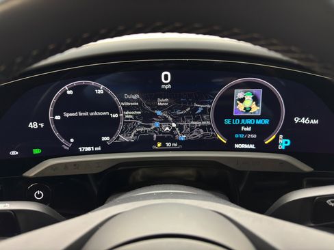 Used 2022 Porsche Taycan 4S image 18