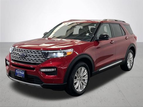 Used 2022 Ford Explorer Limited w/ Equipment Group 301A AWD/4WD image 2