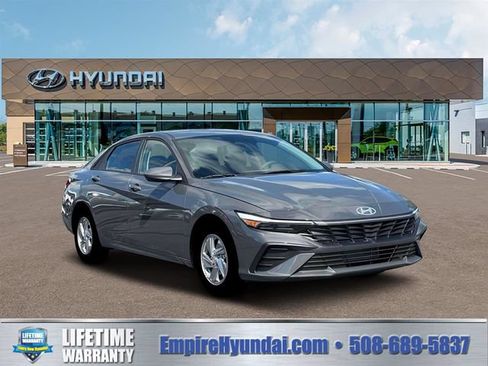 New 2026 Hyundai Elantra SE FWD image 11