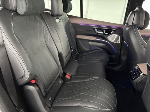 New 2026 Mercedes-Benz EQS 550 4MATIC SUV image 29