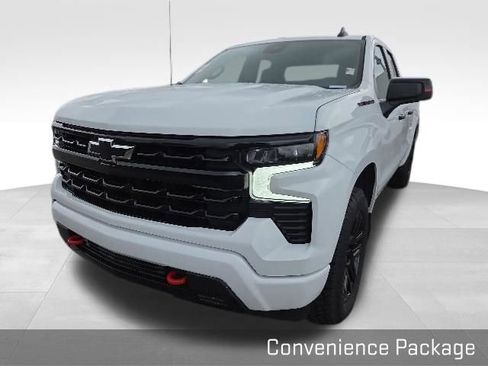 Used 2023 Chevrolet Silverado 1500 RST w/ Redline Edition AWD/4WD image 5