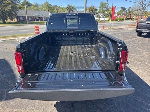 New 2026 RAM 2500 Laramie AWD/4WD image 5