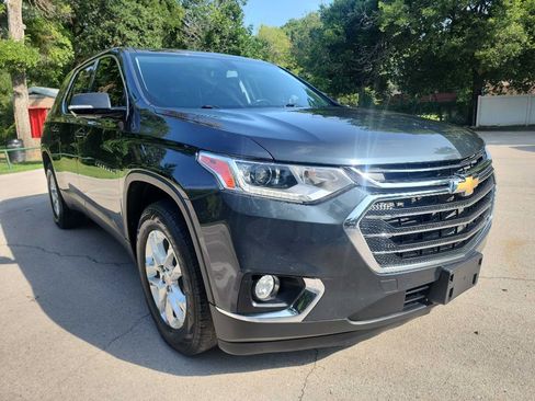 Used 2019 Chevrolet Traverse LT image 1