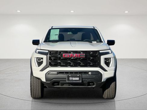 Used 2024 GMC Canyon Elevation w/ Trailering Package RWD image 8