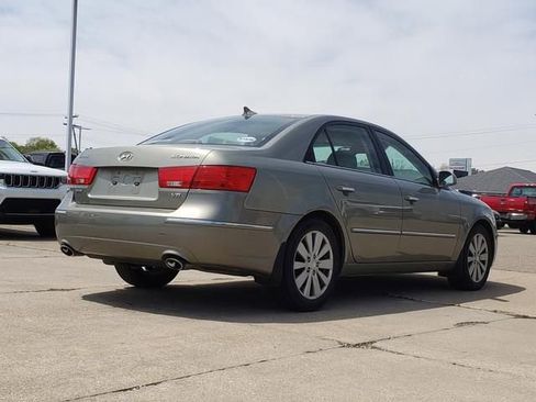 Used 2009 Hyundai Sonata Limited FWD image 4