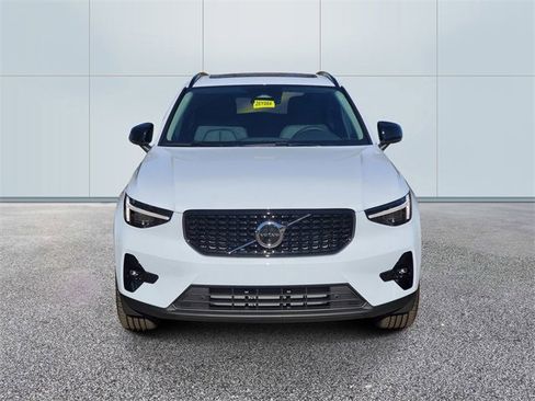New 2026 Volvo XC40 B5 Plus w/ Protection Package Premier image 2