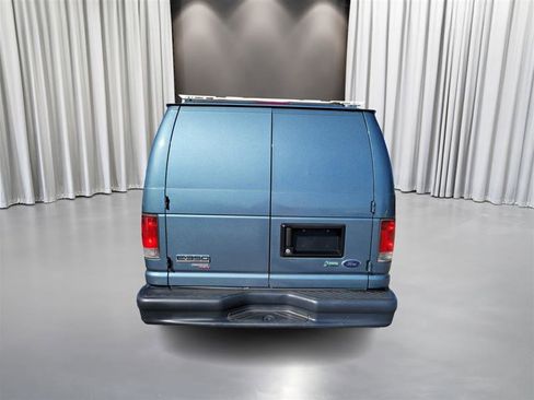 Used 2014 Ford E-350 and Econoline 350 Super Duty w/ Insulation Package image 4